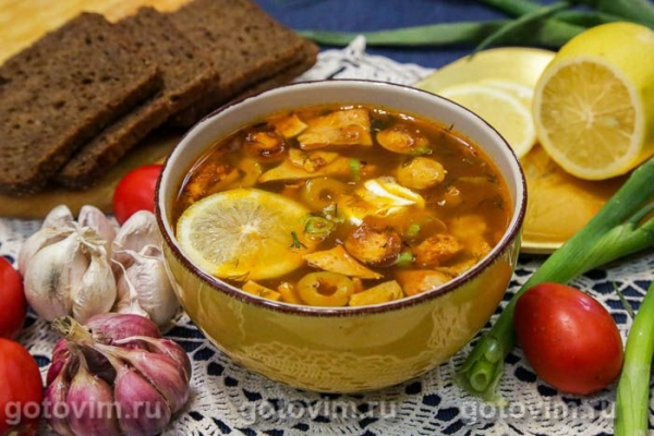 Сборная мясная солянка с фасолью Сборная мясная солянка с фасолью