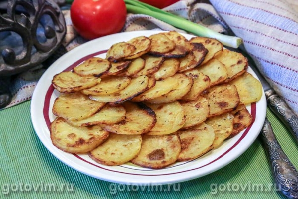 Картофель, запеченный с уксусом и бульоном Картофель, запеченный с уксусом и бульоном