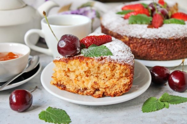 Пирог с вареньем на молоке Пирог с вареньем на молоке