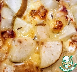 Слойки из груши с сыром бри Слойки из груши с сыром бри