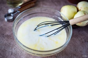 Пышные яблочные оладьи Пышные яблочные оладьи