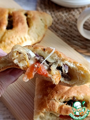 Пироги с жареной куриной печенью