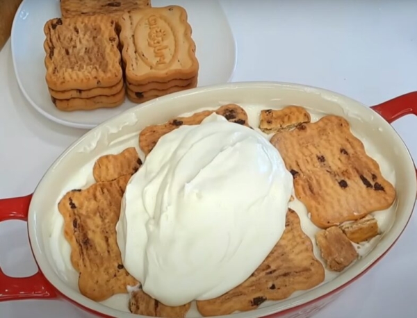 Торт-пирожное без выпечки из печенья. Рецепт за 15 минут: готовлю легко и вкусно из самых простых ингредиентов Торт-пирожное без выпечки из печенья. Рецепт за 15 минут: готовлю легко и вкусно из самых простых ингредиентов