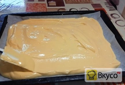 Бисквитный рулет с кремом из сгущенки и сливочного масла Бисквитный рулет с кремом из сгущенки и сливочного масла