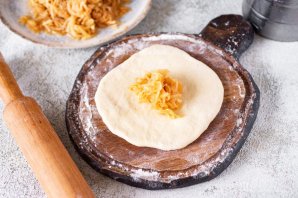 Пирожки с яблоками жареные Пирожки с яблоками жареные