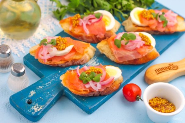 Канапе с семгой Канапе с семгой