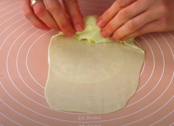 Вкусные пирожки без яиц и молочных продуктов. Простой рецепт Вкусные пирожки без яиц и молочных продуктов. Простой рецепт