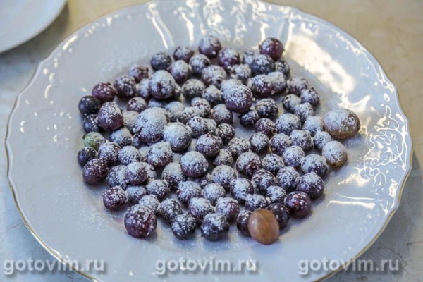 Бисквитный пирог с крыжовником Бисквитный пирог с крыжовником