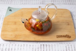 Зеленый чай с ягодами годжи Зеленый чай с ягодами годжи