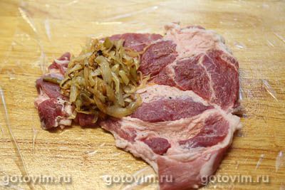 Мясные рулетики с квашеной капустой Мясные рулетики с квашеной капустой