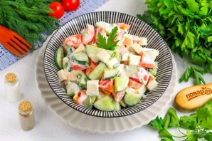 Салат из колбасного сыра Салат из колбасного сыра