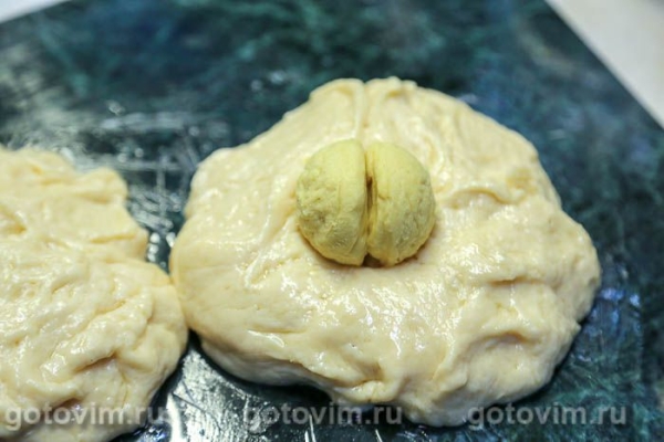 Кулич с начинкой крем-манго, белого шоколада и сливок Кулич с начинкой крем-манго, белого шоколада и сливок