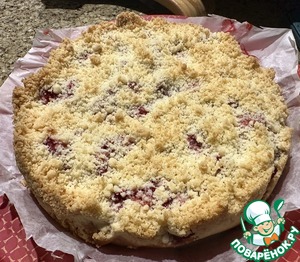 Насыпной пирог с клубникой Насыпной пирог с клубникой