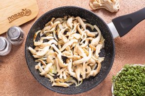 Лапша из рисовой бумаги Лапша из рисовой бумаги