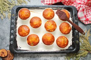 Миниатюрные фруктовые кексы с абрикосовым джемом Миниатюрные фруктовые кексы с абрикосовым джемом