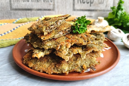 Чебуреки из виноградных листьев Чебуреки из виноградных листьев