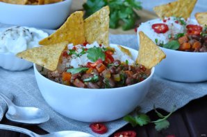 "Чили кон карне" от Джейми Оливера "Чили кон карне" от Джейми Оливера