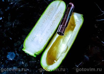 Цуккини (кабачки) с мясными фрикадельками и сыром Цуккини (кабачки) с мясными фрикадельками и сыром