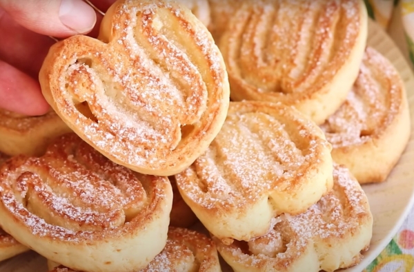 Рецепт вкусного печенья к чаю за 25 минут. Творожные ушки