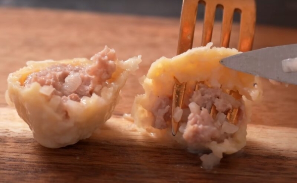 Тесто для пельменей больше не замешиваю. Этот способ перевернул мое сознание: домашние ленивые пельмени