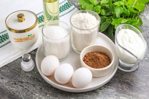 Шоколадный торт со сметанным кремом без пропитки Шоколадный торт со сметанным кремом без пропитки