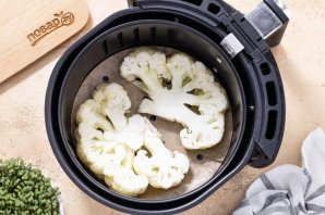 Стейк из цветной капусты в аэрогриле