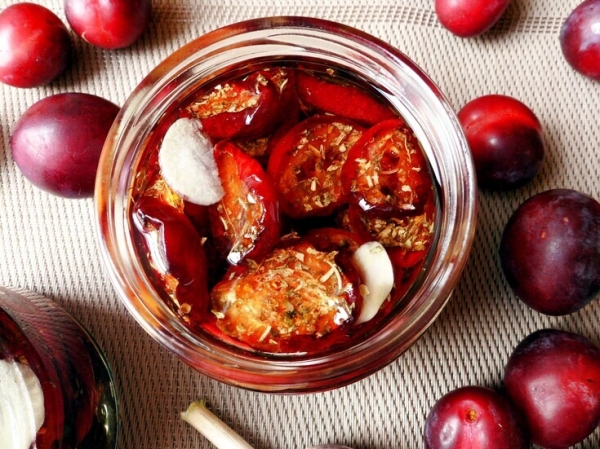 Вяленые сливы в электросушилке