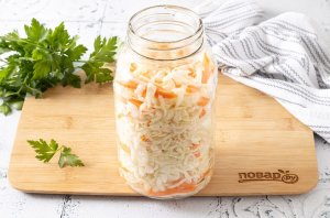 Квашеная салатная капуста Квашеная салатная капуста