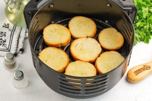 Брускетты в аэрогриле