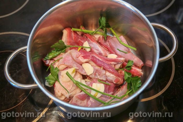 Тушеные бараньи ребрышки