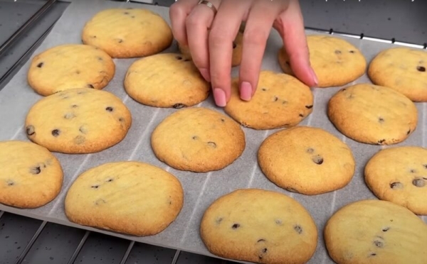 Вкусное печенье к чаю: 25 минут и готово. Готовить проще простого Вкусное печенье к чаю: 25 минут и готово. Готовить проще простого