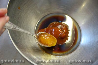 Куриные крылышки на шпажках в духовке Куриные крылышки на шпажках в духовке