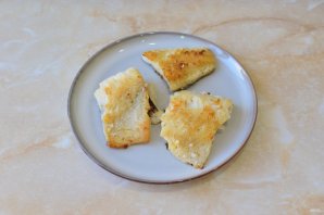 Салат с треской и огурцом Салат с треской и огурцом