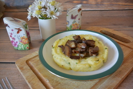 Картофельные гнёзда с белыми грибами