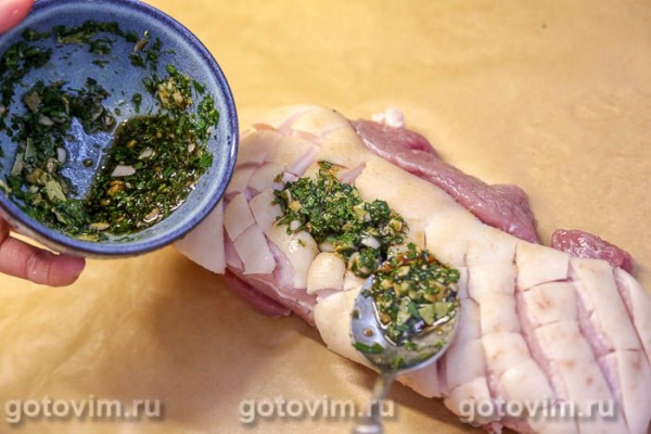 Грудинка в маринаде гремолата, запеченная при низкой температуре Грудинка в маринаде гремолата, запеченная при низкой температуре