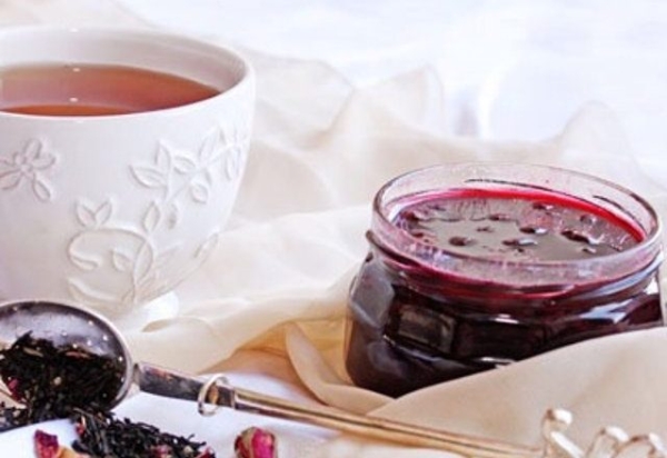 Повидло из вишни и черной смородины в мультиварке Повидло из вишни и черной смородины в мультиварке