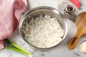 Крабовый салат классический без огурца Крабовый салат классический без огурца