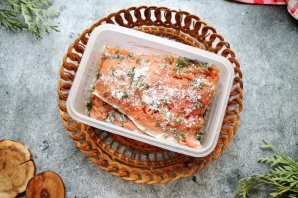 Как засолить горбушу в домашних условиях из замороженной рыбы Как засолить горбушу в домашних условиях из замороженной рыбы