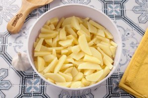 Курица с картошкой в аэрогриле Курица с картошкой в аэрогриле