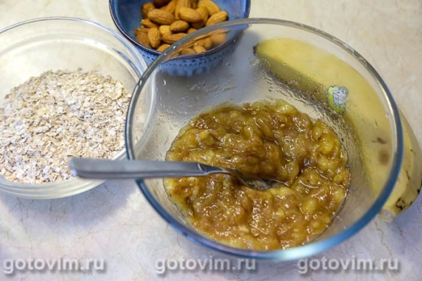 Бананабрэд гранола с миндалем (Banana Bread Granola) Бананабрэд гранола с миндалем (Banana Bread Granola)