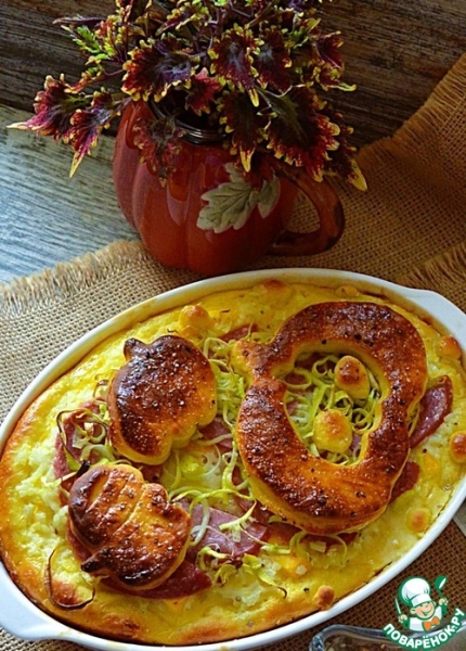 Пирог с рисом, тыквой и колбасой Пирог с рисом, тыквой и колбасой