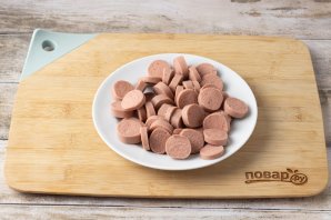 Картофельная запеканка с сосисками и грибами Картофельная запеканка с сосисками и грибами