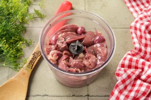 Печеночный торт с морковью