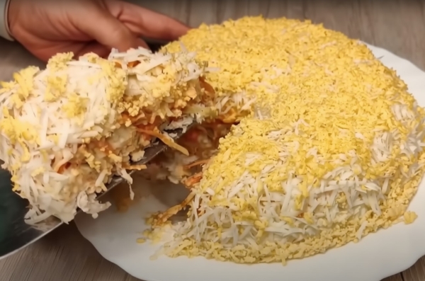 Этот блюдо не подают в ресторанах: салат «Афоня» — забытый шедевр советской кухни! Вкуснее не придумать