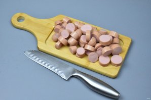 Солянка с сосисками в мультиварке Солянка с сосисками в мультиварке