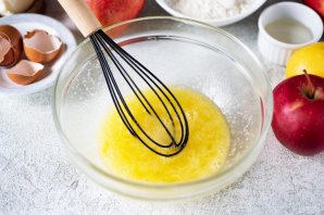 Блинчики с яблоками Блинчики с яблоками