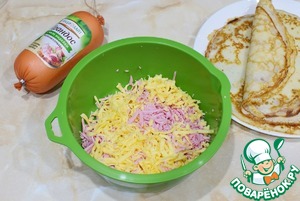 Блины с начинкой из колбасы и сыра Блины с начинкой из колбасы и сыра