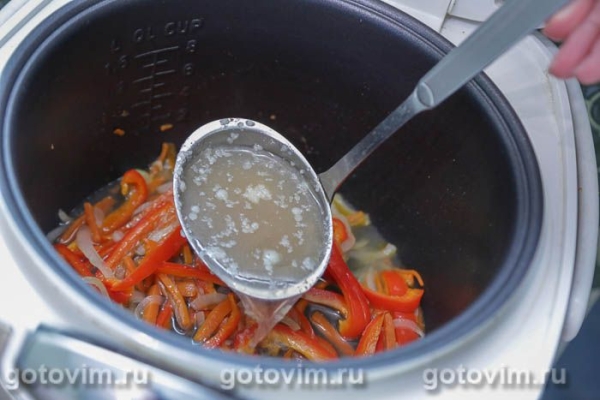Суп с мясом и грибами эноки в мультиварке