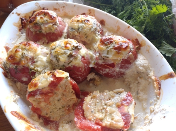 Помидоры фаршированные грибами, фаршем и кускусом Помидоры фаршированные грибами, фаршем и кускусом