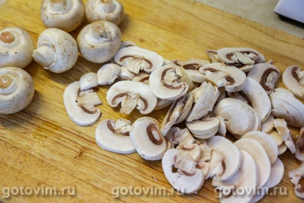 Чёрная чечевица с жареными грибами Чёрная чечевица с жареными грибами